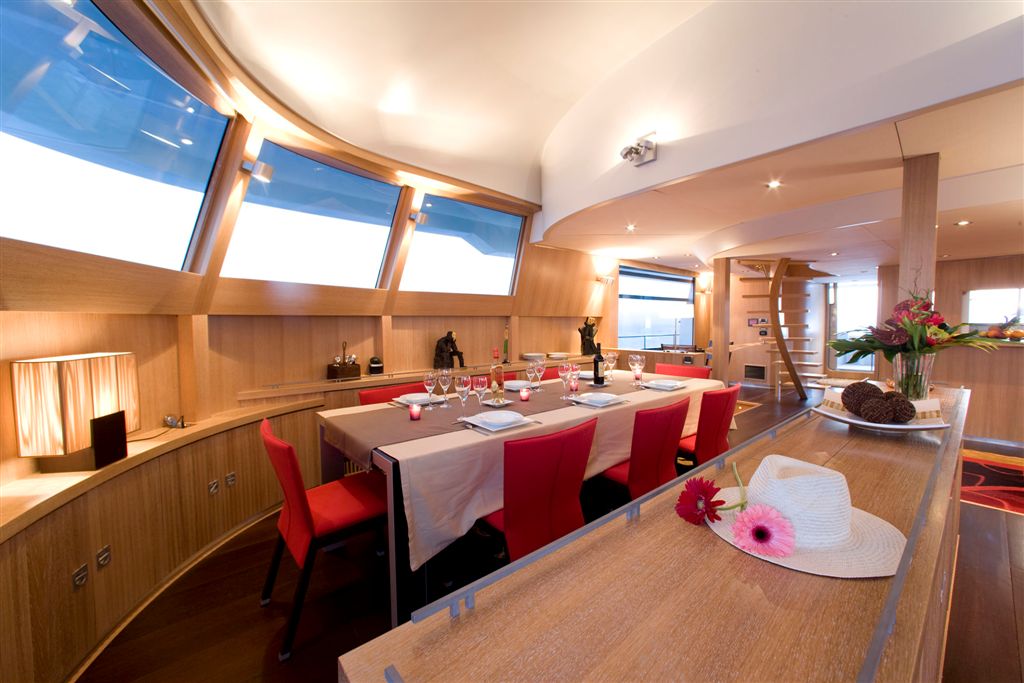 Catamaran BRADLEY -  Formal Dining area