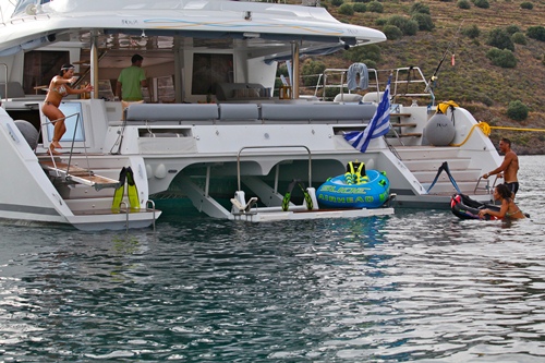 Catamaran NOVA -  Water Sport Toys