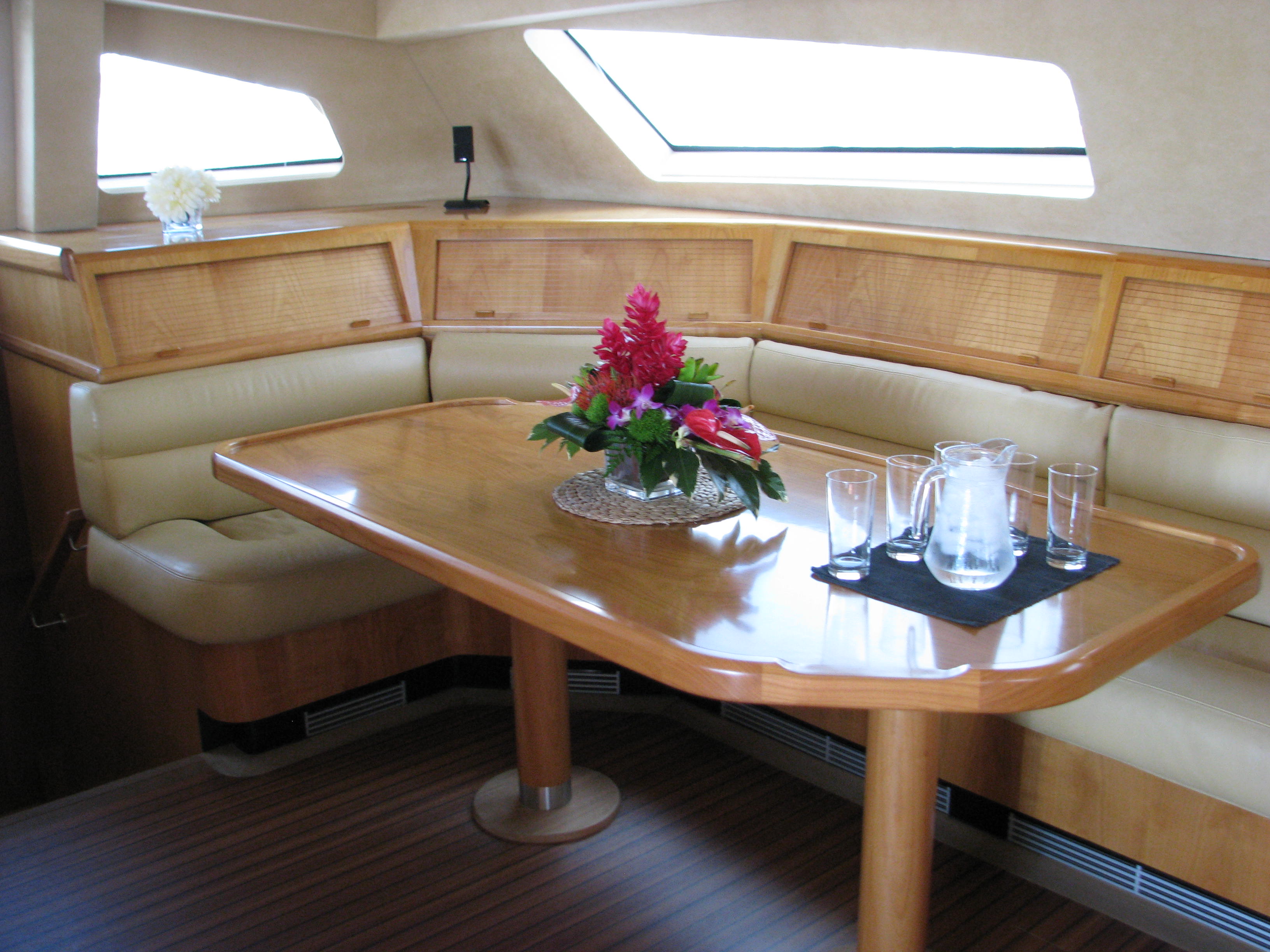 Catamaran ORION - Seating