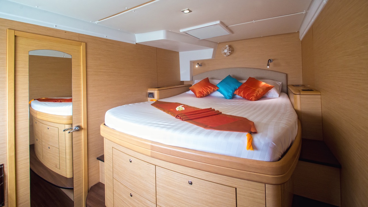 Catamaran SEA SPIRIT -  Guest Cabin