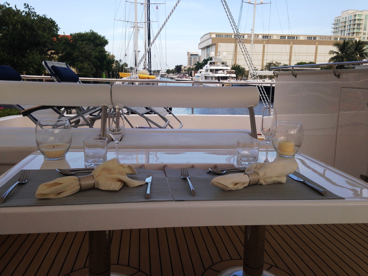 Catamaran SOMETHING WONDERFUL - Al Frresco Dining