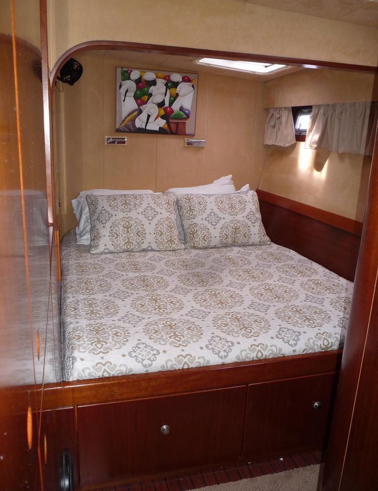 Catamaran VICTORIA -  Guest Cabin 2