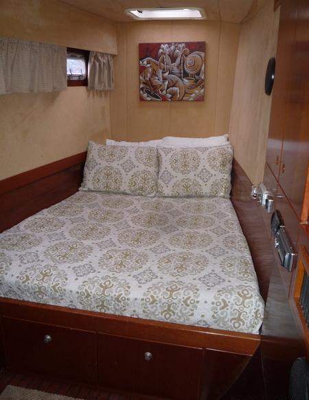 Catamaran VICTORIA -  Guest Cabin