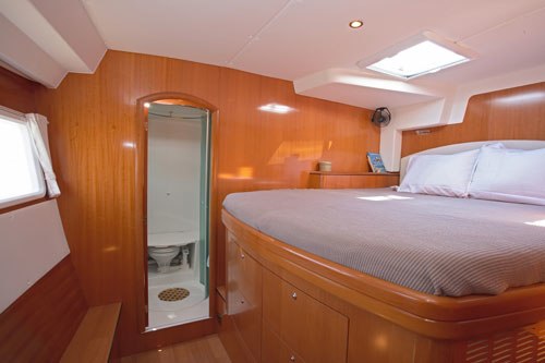 Catamaran WHISPERS -  Guest Cabin 2