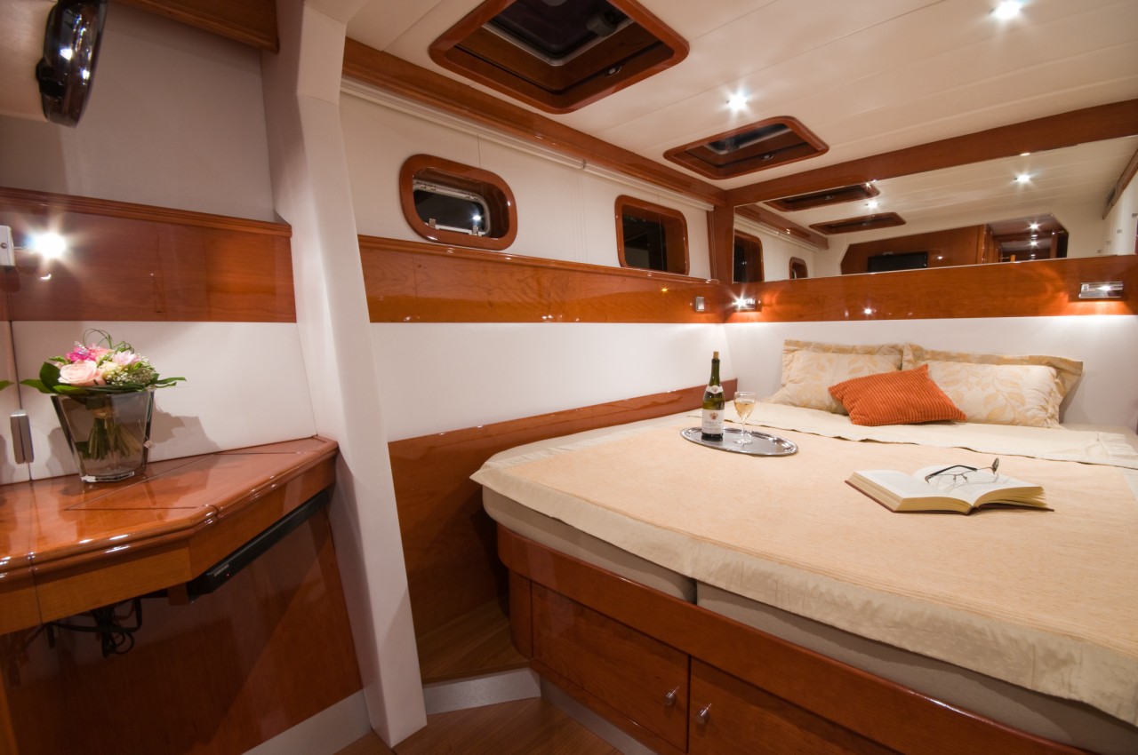Catsy - Aft Guest Cabin
