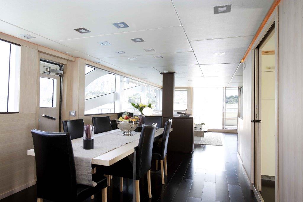 Charter yacht ARIA - Dining