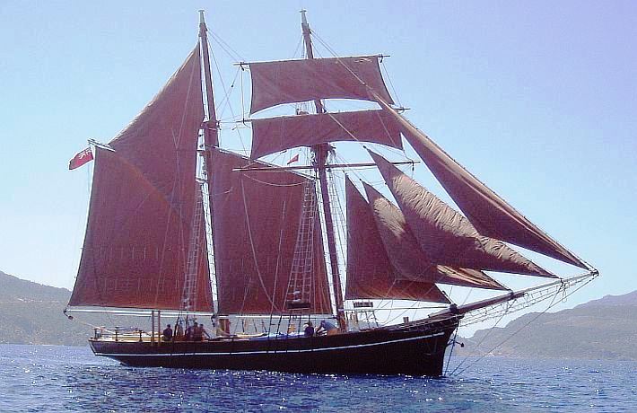 Classic Tall Ship RHEA -  Main