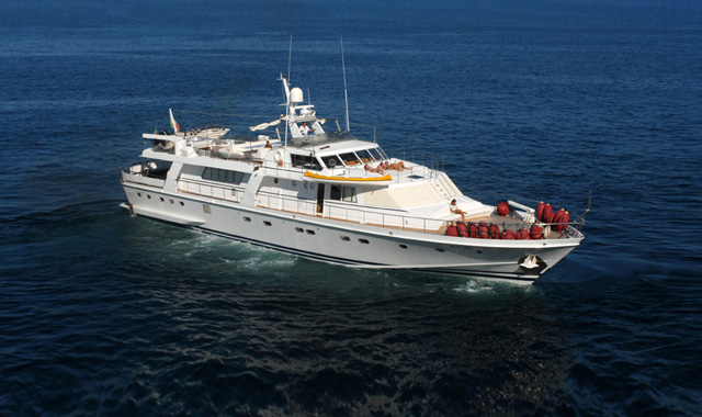 Classic Yacht NAFISA -  On charter