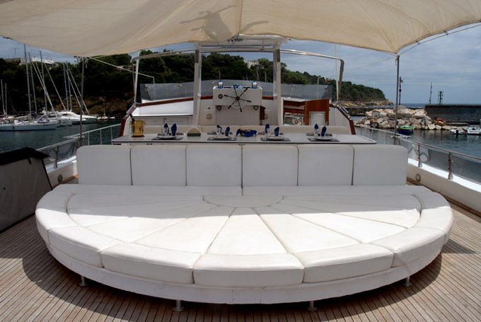 Classic Yacht NAFISA -  Sundeck Sunpads