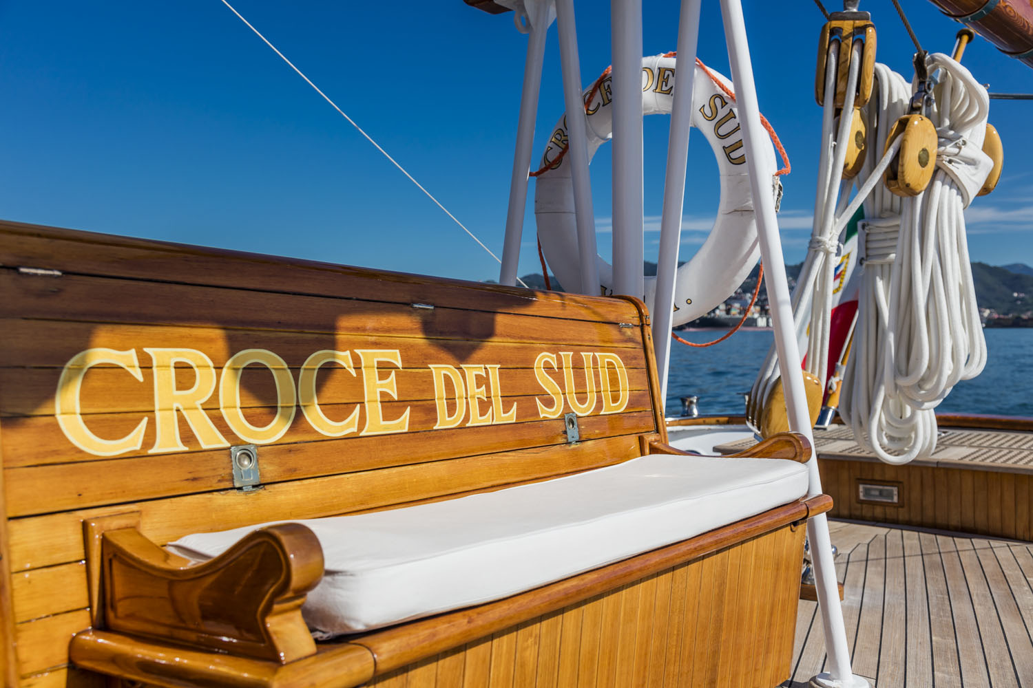 Classic sail yacht CROCE DEL SUD - Exterior Detail