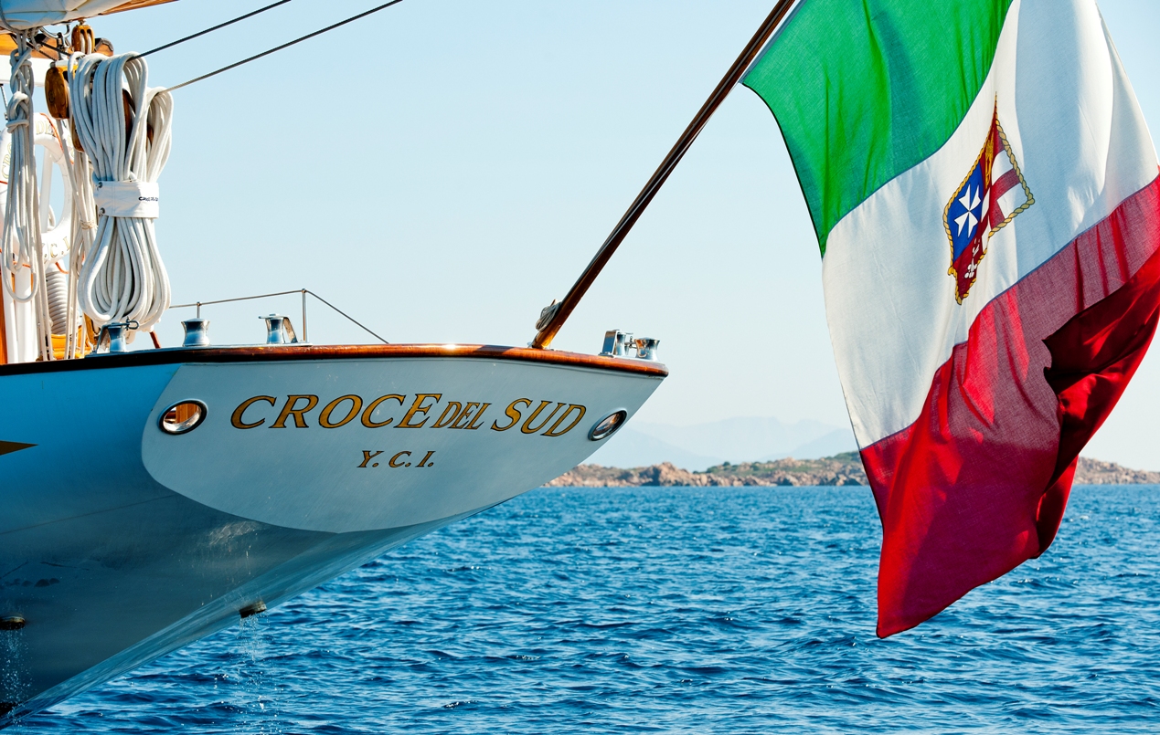 Classic sail yacht CROCE DEL SUD - Stern
