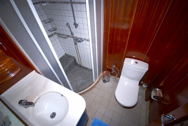 Duramaz Bathroom