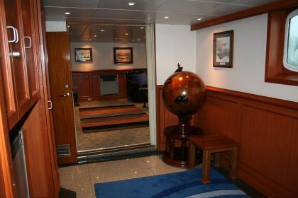Expedition superyacht SARSEN - Lounge and Theatre