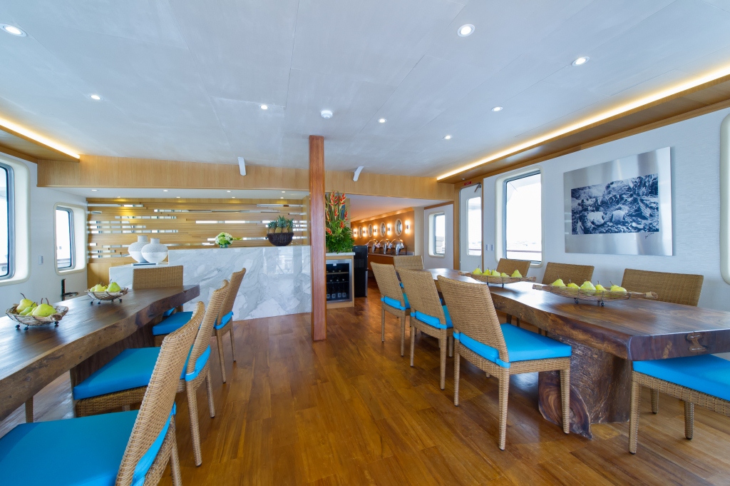 Expedition yacht SALILA -  Dining