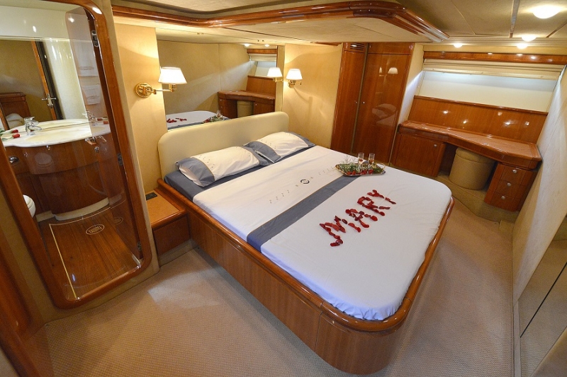 Ferretti Yacht MARY - 008