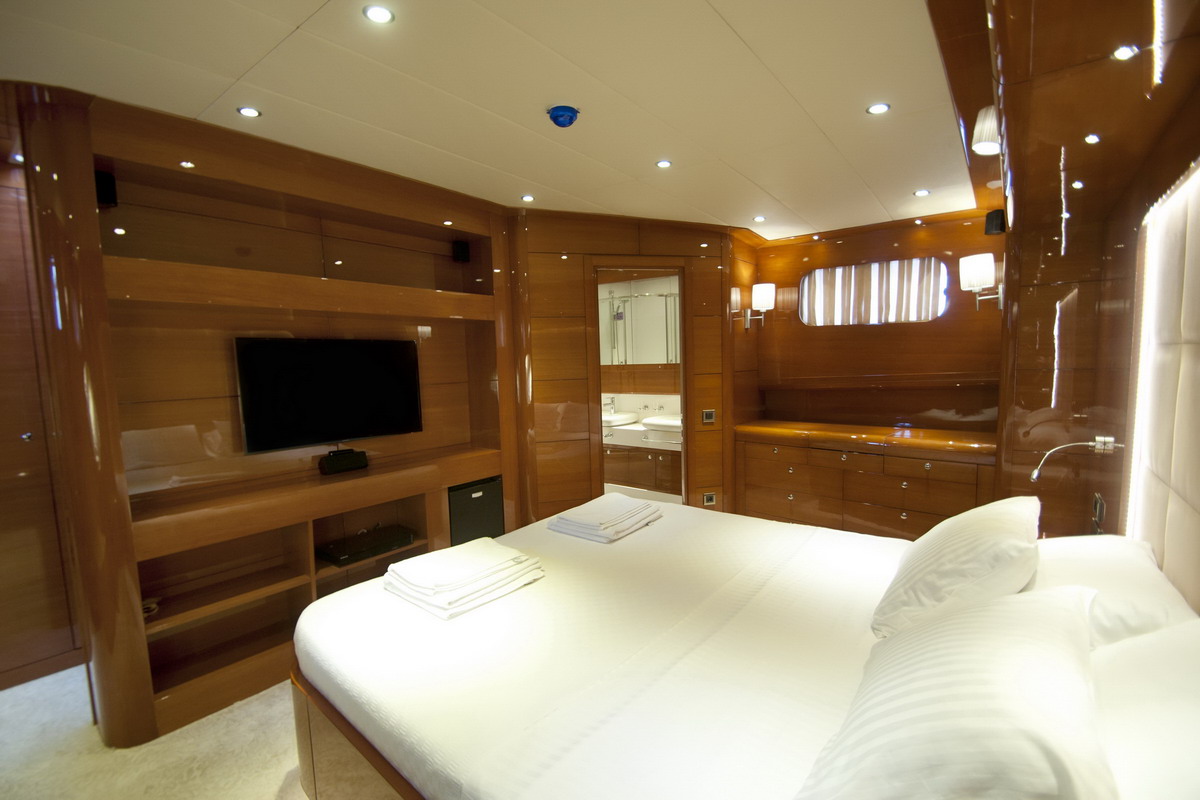 GULMARIA - Main deck master cabin