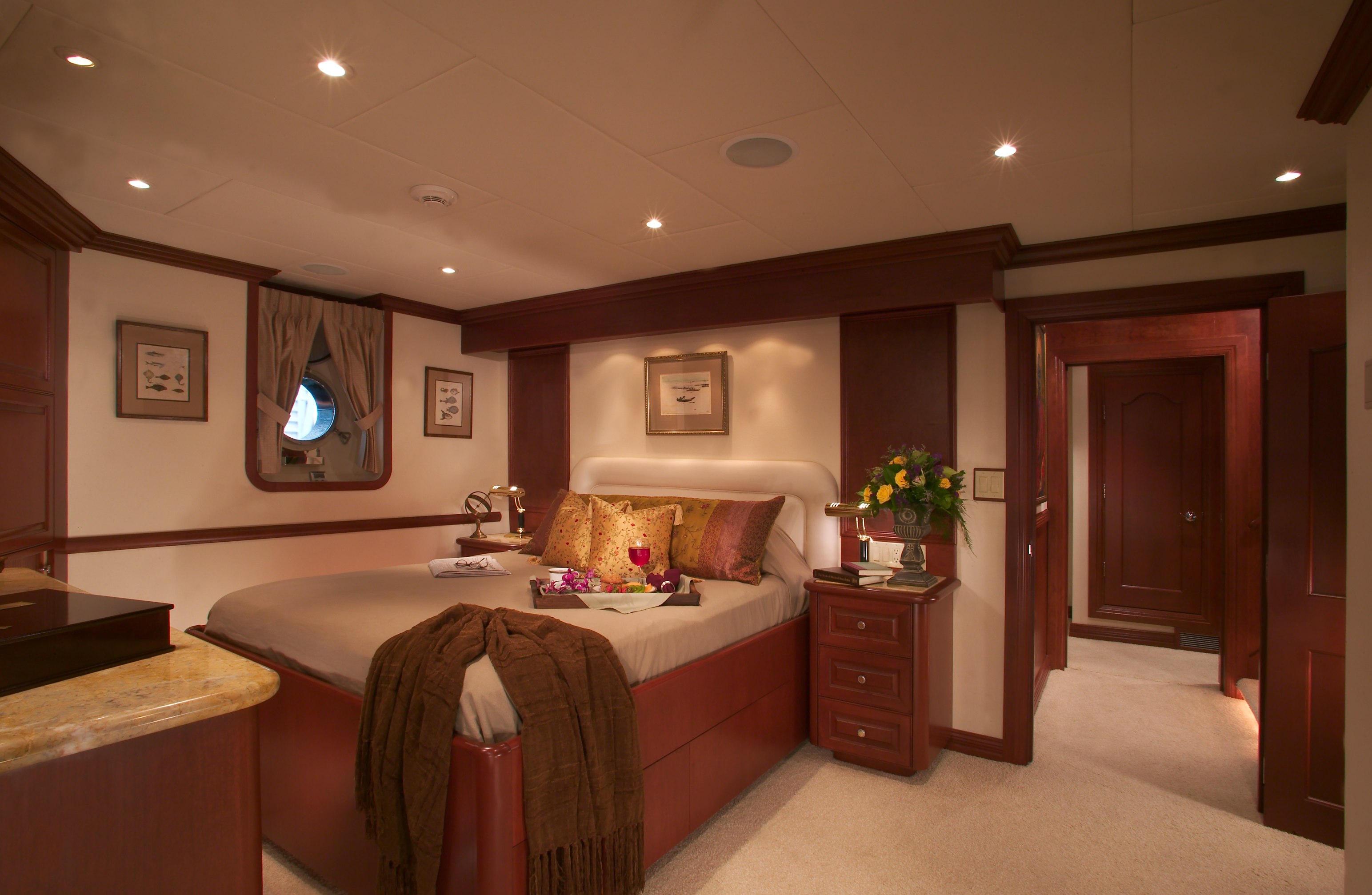 Golf Charter Yacht Stargazer -  Guest Cabin 4