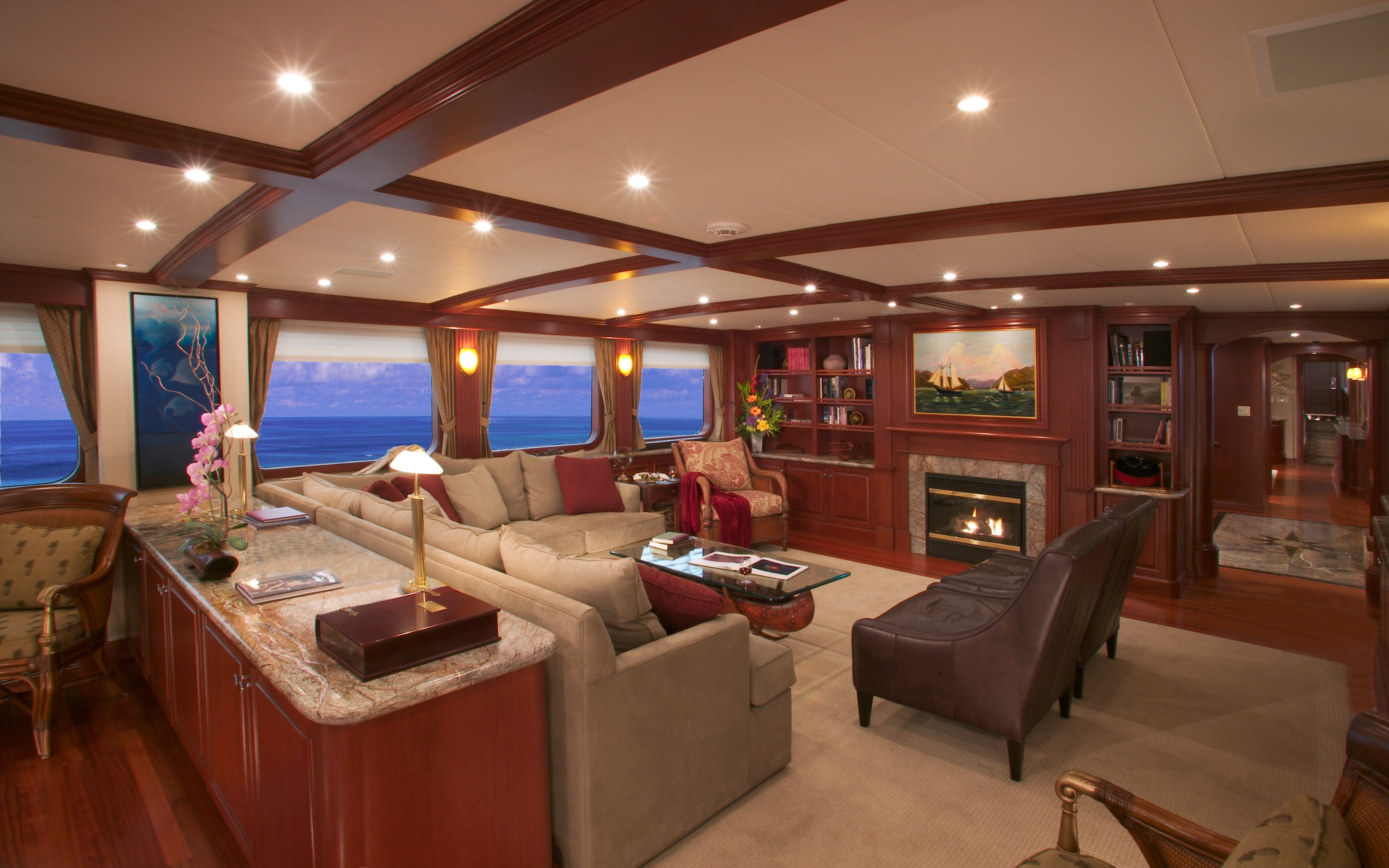 Golf Charter Yacht Stargazer -  Sky Lounge