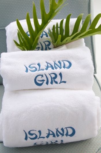 ISLAND GIRL -  Charter detail
