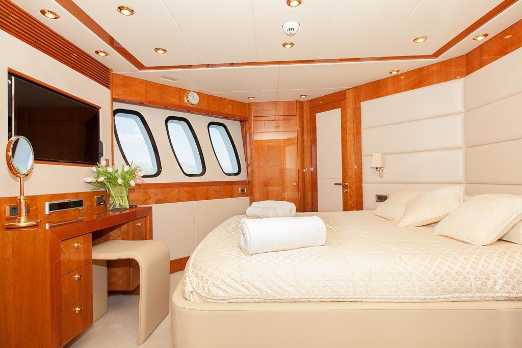 LIDIA III - VIP cabin