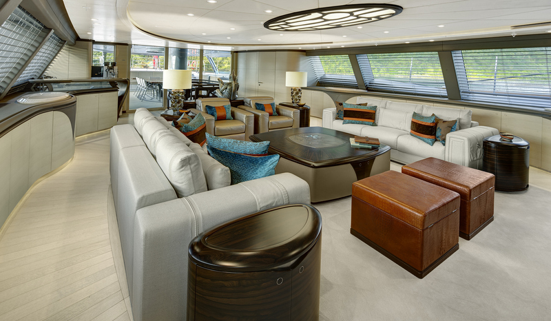 Luxury yacht MONDANGO 3 - Saloon Image by Chris Lewis