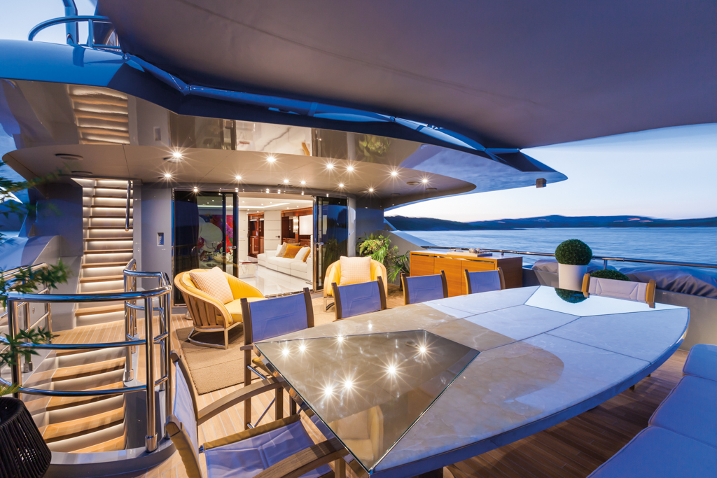 Luxury yacht Nameless