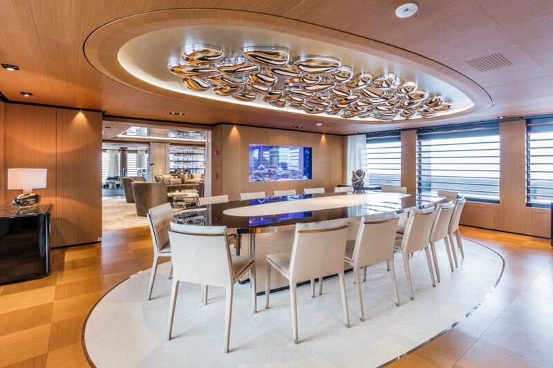 Luxury yacht SUERTE - Dining