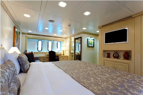 MM VIP cabin