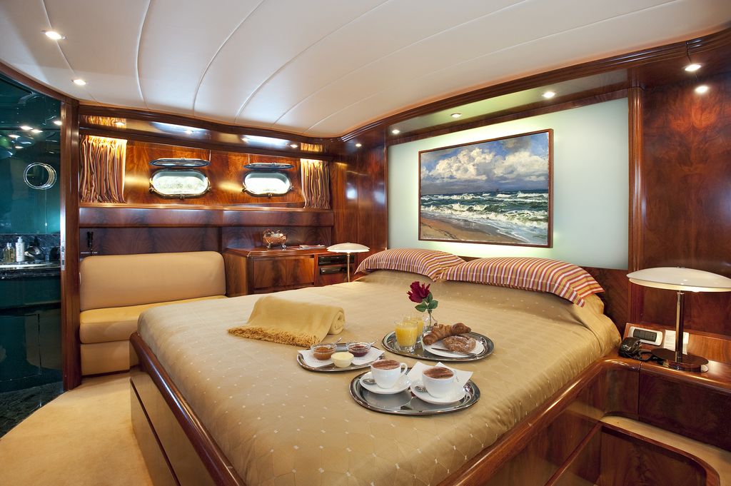 MY CENTO BY EXCALIBUR - VIP cabin
