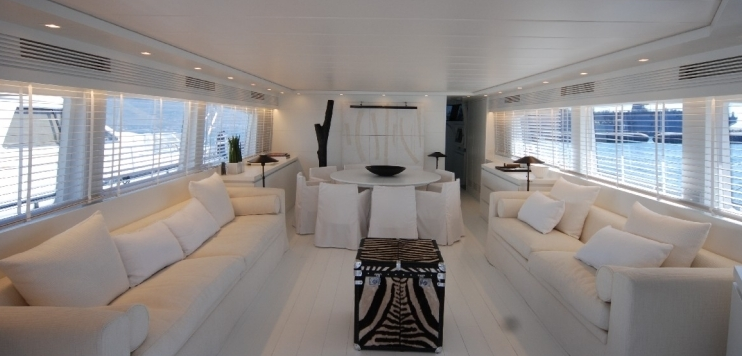Maiora 27 Yacht Nicka - Dining Area- Lounge