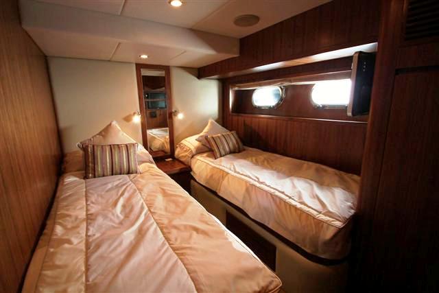 Midas Touch -  Twin Cabin
