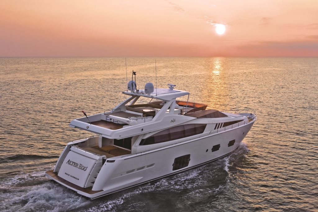Motor Yacht ALTER EGO -  Aft View