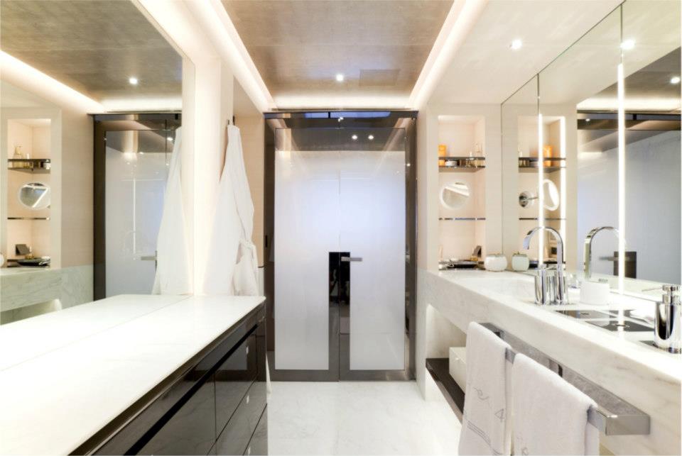 Motor Yacht ASLEC 4 - Bathroom
