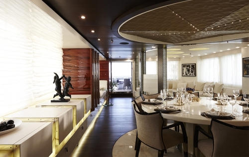 Motor Yacht E&E - Formal dining