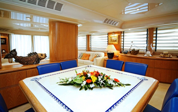Motor Yacht ERATO - Dining
