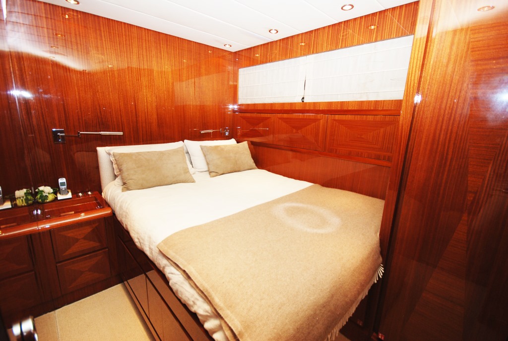 Motor Yacht LADY SPLASH - Double cabin