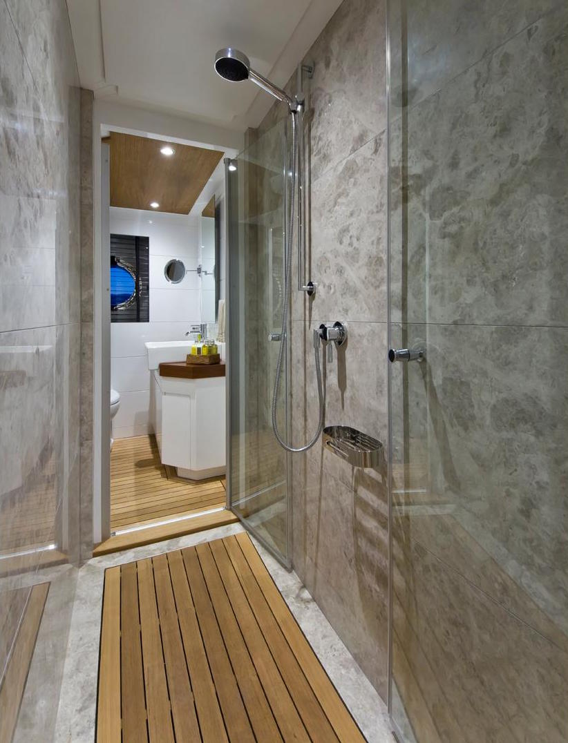 Motor Yacht Preference - bathroom. Photo credit Tansu Yachts