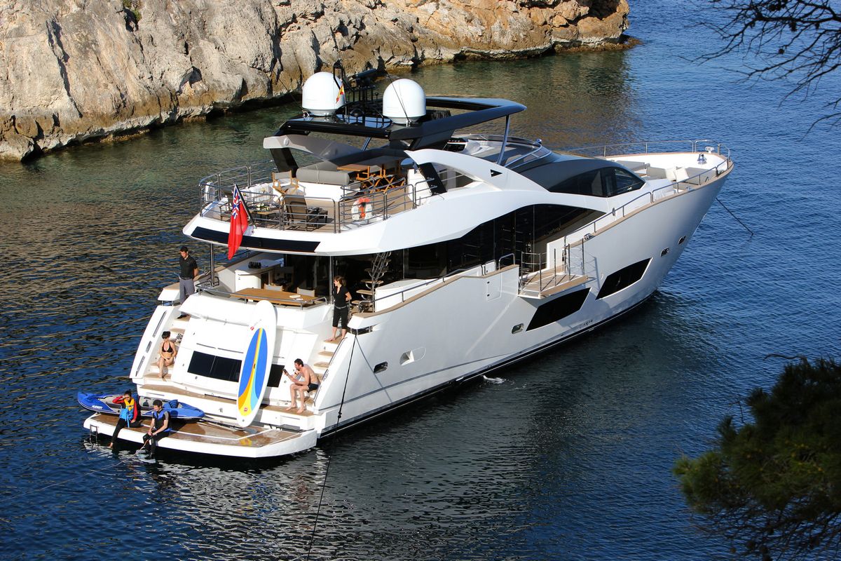 Motor yacht AQUA LIBRA - 017