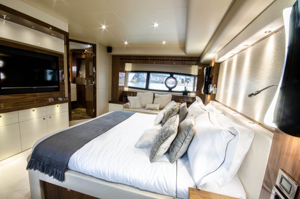 Motor yacht AUTUMN -  Master Cabin
