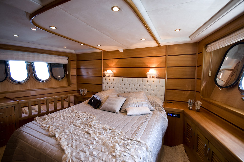 Motor yacht AZMIM -  VIP Cabin
