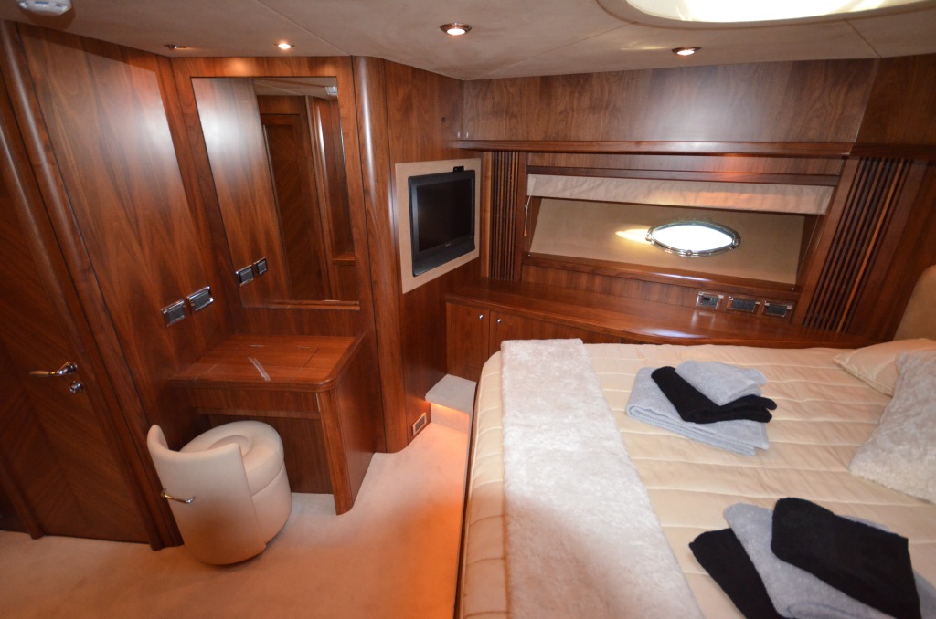 Motor yacht HOOLIGAN - VIP Cabin