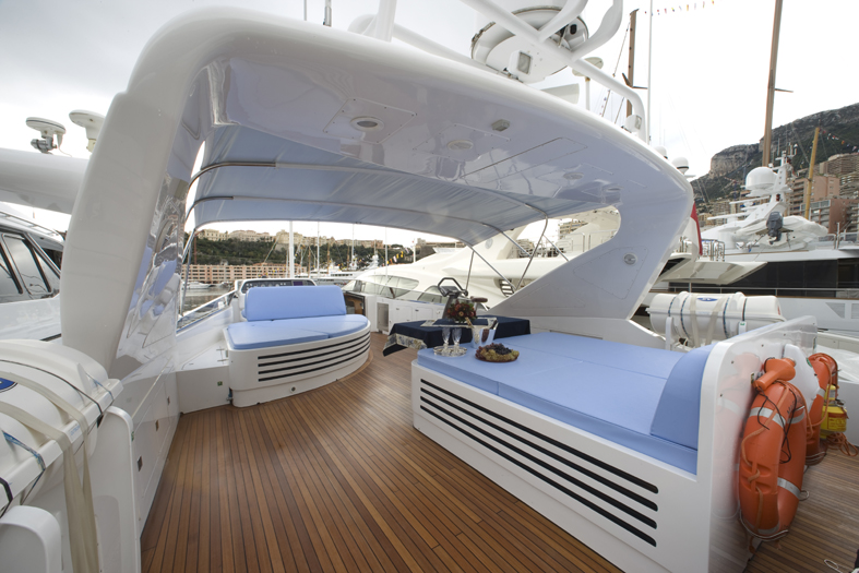 Motor yacht MAGIC DREAM -  Sundeck