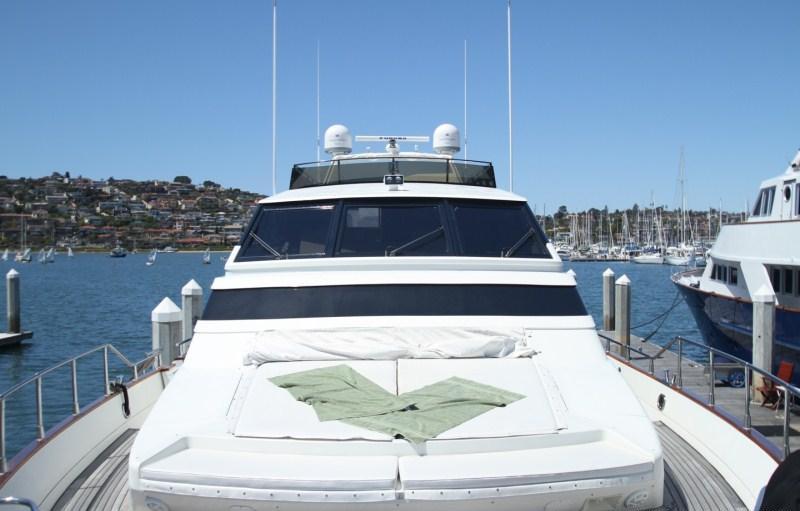 Motor yacht MERCEDES - Forward Sunpads