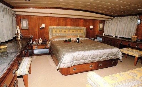 Motor yacht MONACO -  Master Stateroom