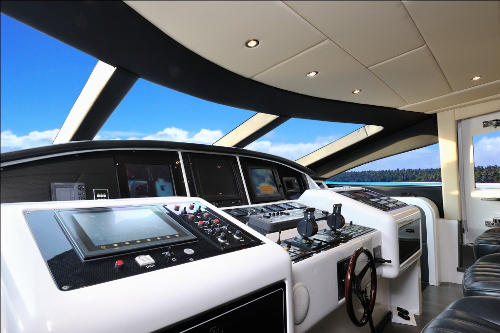 Motor yacht MOSKING - Cockpit