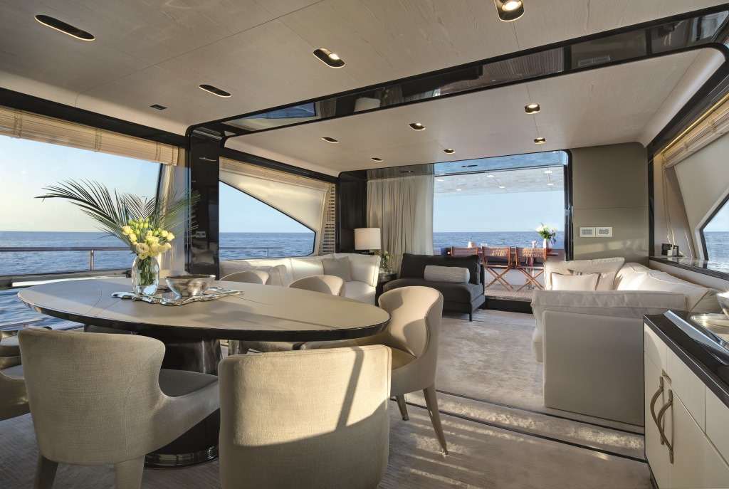 Motor yacht NORTH STAR - Dining and Salon