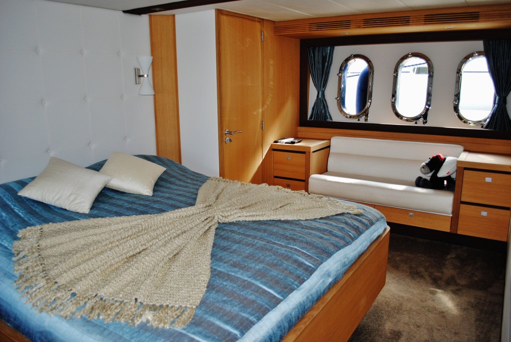 Motor yacht PARADISE -  Master Cabin
