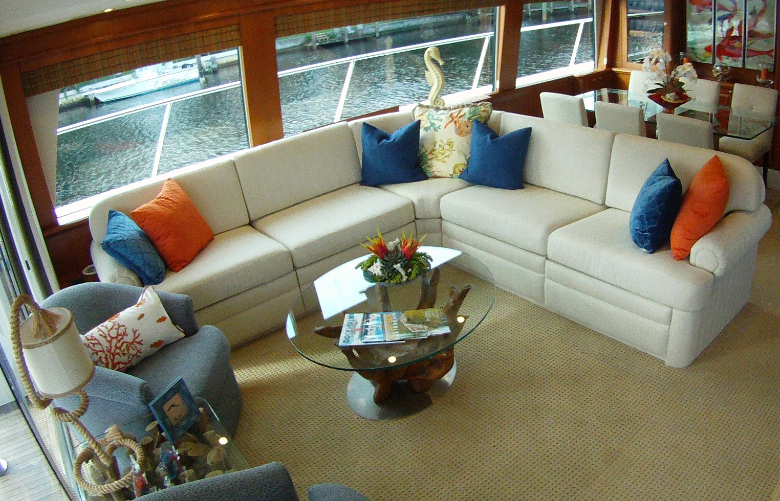 Motor yacht REFLECTIONS - Salon Seating
