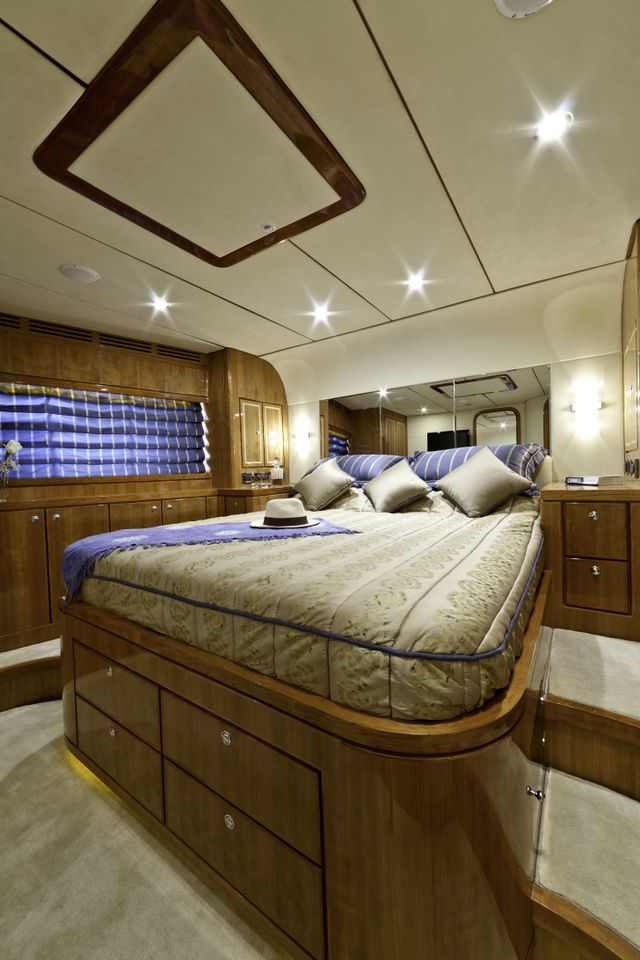 Motor yacht SAMARIC  -  Master Cabin 2