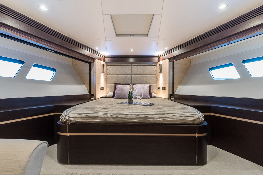 Motor yacht SEAWATER - VIP suite